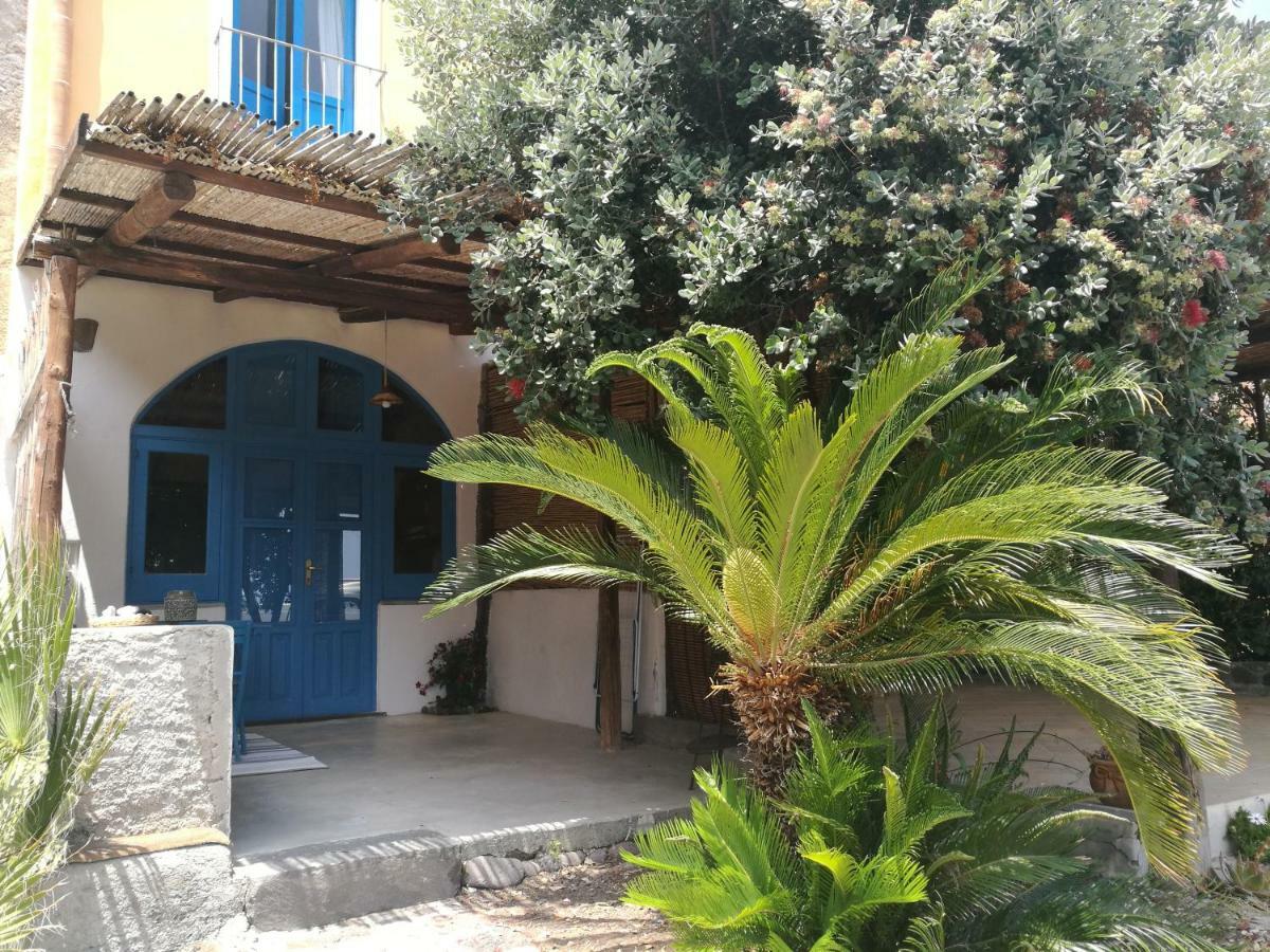 La Casa Di Via Lungomare Villa Santa Marina Salina Exteriör bild